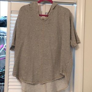 Gray short sleeve holed sweatshirt